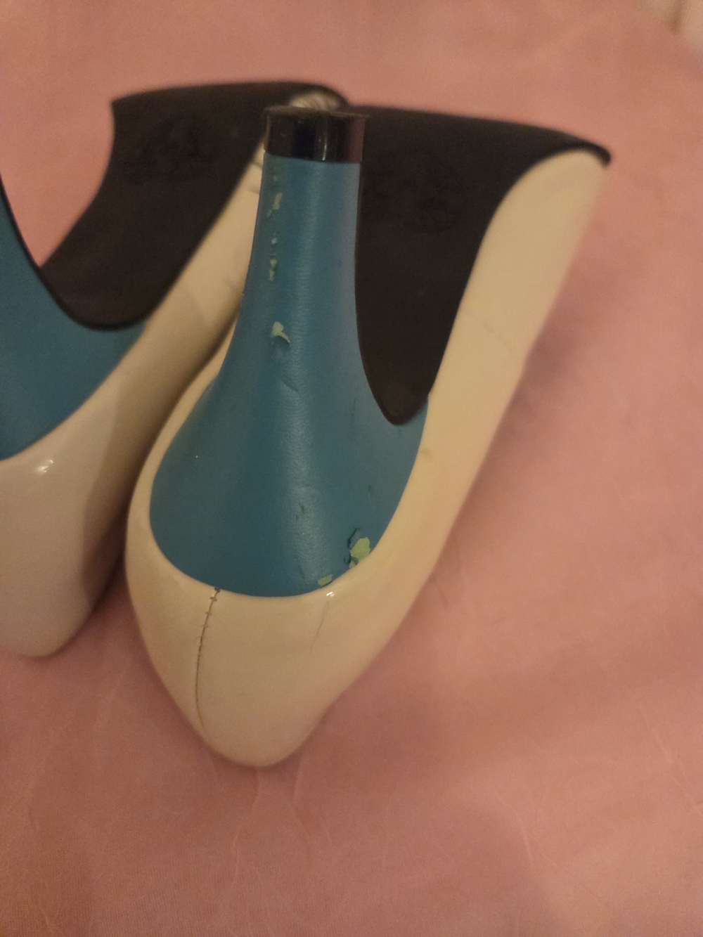 T.U.K Cream Pumps with Peacock Feather Design Vintage Women's Turquoise Heels - Picture 8 of 14